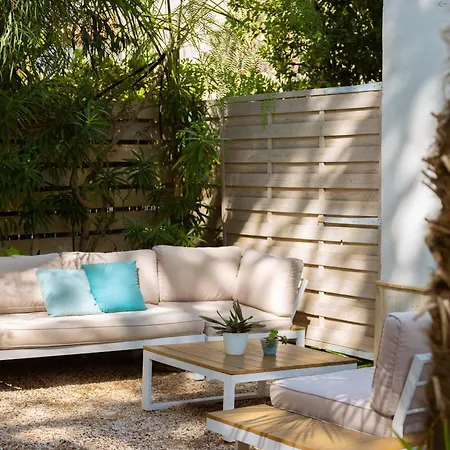 L'oasis Hotel 3*