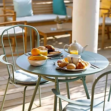 L'oasis Otel 3*