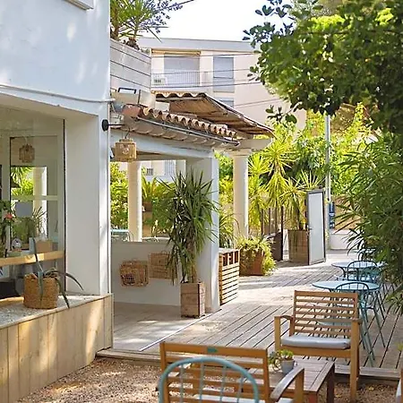 Otel L'oasis 3*