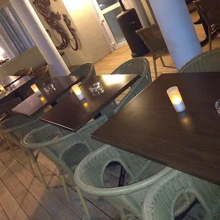 Hotel L'oasis 3*