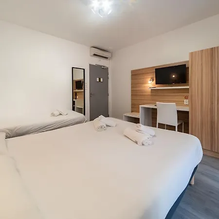 Szálloda L'oasis Fréjus