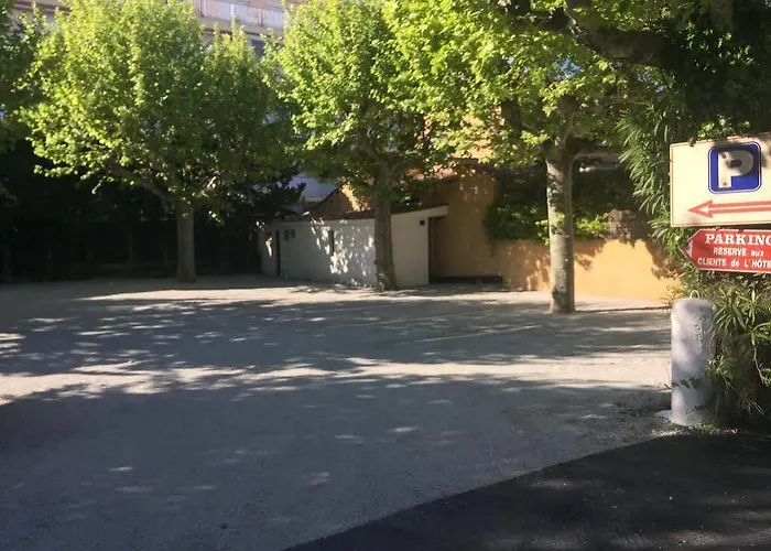 Ξενοδοχείο L'oasis 3*